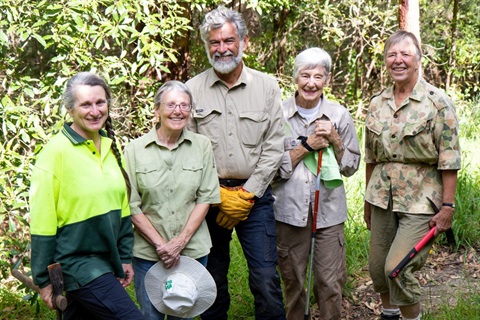 MainPhoto_CoalPointVolunteers.jpg